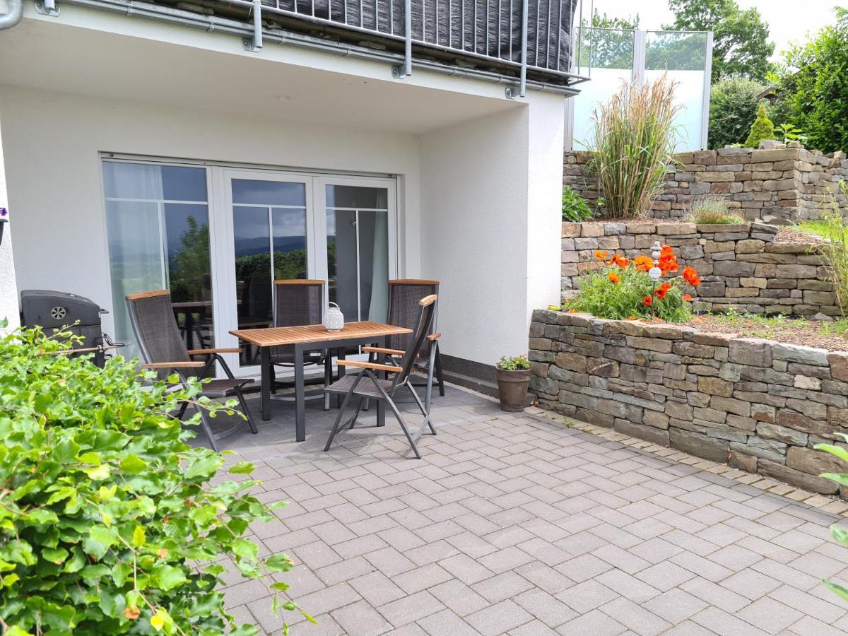 Hennemann Apartment *